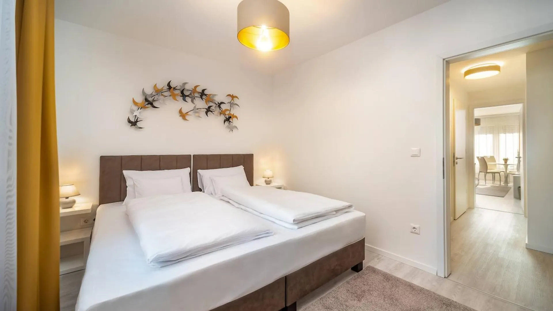 Sunbeam Crest Apartment Budapest Ungarn