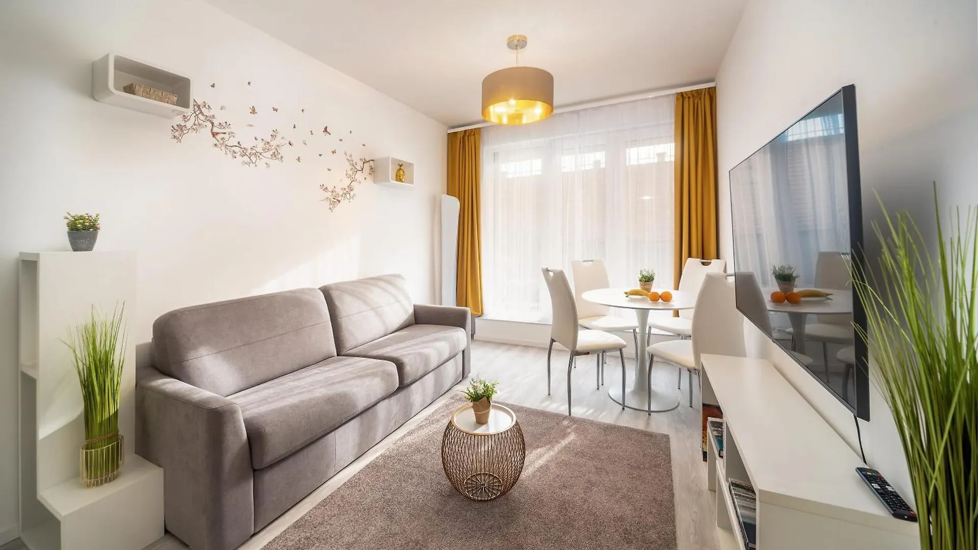 Sunbeam Crest Apartment Budapest